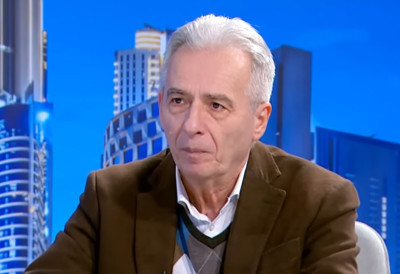 ”БЕОГРАД МОРА ДА НАСТАВИ ЈАЧАЊЕ ЕКОНОМИЈЕ И ОДБРАМБЕНИХ КАПАЦИТЕТА” Дрецун: Убрзано наоружавање безбедносних структура у Приштини изазов је за Србију