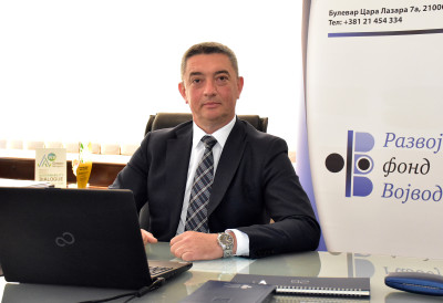 ТРЕЋИНА УКУПНОГ ИЗВОЗА СРБИЈЕ ДОЛАЗИ ИЗ ВОЈВОДИНЕ Горан Савић, директор Развојног фонда АП Војводине за "Дневник" о развоју привреде у покрајини ОВО СУ АКТУЕЛНИ КОНКУРСИ И КРЕДИТНЕ ЛИНИЈЕ ЗА ПРИВРЕДНИКЕ