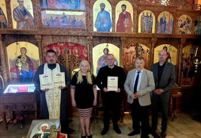 У КОНЧАРЕВО СТИГЛЕ ЧЕСТИЦЕ МОШТИЈУ НАЈВЕЋЕ РУСКЕ СВЕТИТЕЉКЕ МАТРОНЕ И ЧЕСТИЦЕ ЧАСНОГ КРСТА Далибору Марковићу Палми државна повеља из Русије од организације чији је покровитељ Владимир Путин