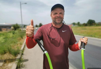 ИВАН ИЗ ШИДА У НОВОЈ МИСИЈИ Први Србин који је препешачио залеђено језеро у Сибиру креће на хуманитарно ходочашће