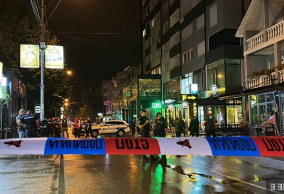 СВАЂА ПРЕТХОДИЛА ПУЦЊАВИ У НОВОМ ПАЗАРУ: Полиција привела двојицу након инцидента у Вишеградској улици