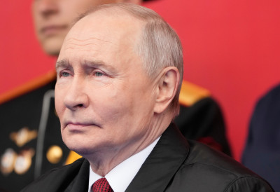 “РАТ У УКРАЈИНИ СЕ БЛИЖИ КРАЈУ“ Путин: Не предлажем тај састанак, али нисам ни одбио да се састанем са Зеленским