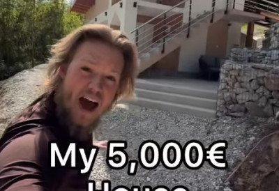 БАЛКАНИЗОВАО СЕ За свега 16.000 евра овај Американац је купио још три куће на Балкану ПРЕТВАРА ЗАПУШТЕНА ИМАЊА У ТОПЛИ ДОМ