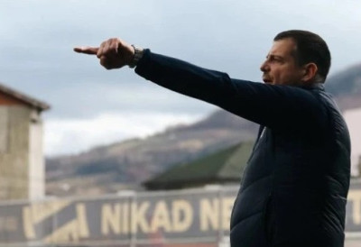 НЕНАД ЛАЛАТОВИЋ ПОНОВО ТРАЖИ КЛУБ: Неће бити шеф струке Новог Пазара у наредној сезони