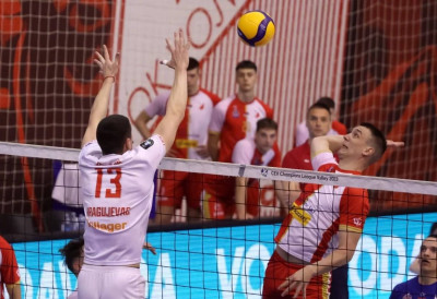ВОЈВОДИНА СЕ НЕ ПРЕДАЈЕ! Одбојкаши се вечерас у Крагујевцу боре за опстанак у финалној серији плеј-офа