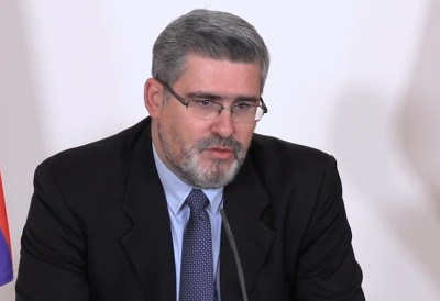 МИНИСТАР СТАРОВИЋ РАЗОТКРИО ОПОЗИЦИЈУ, ПРОЗВАО "ПРОЕВРОПЉАНЕ": Могао би да објасни како нису гласали за европске законе у Народној скупштини