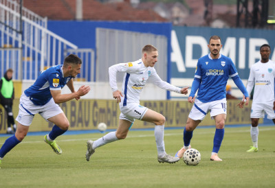 РЕМИ ЖЕЛЕЗНИЧАРА У НОВОМ ПАЗАРУ: Панчевци губили 2:0 и успели да дођу до бода