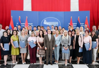 НОВА РАЧУНАРСКА ОПРЕМА ЗА ГИМНАЗИЈУ У ВРБАСУ Покрајина доделила 1,2 милиона динара за потребе савременије наставе гимназијалаца