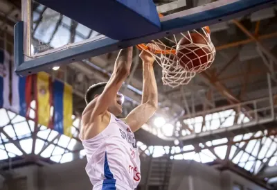 NADA KOŠARKAŠKOG KLUBA IZABRALA KOLEDž  Savanović karijeru nastavlja u SAD