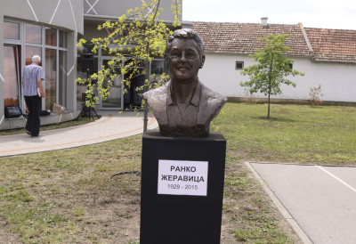 U NOVOM MILOŠEVU OTKRIVENA BISTA LEGENDI: U čast Ranka Žeravice – sahranjen je u Beogradu, ali ovo je pravi njegov spomenik