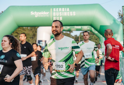 Више од 2.500 учесника на Петроварадину: Serbia Business Run & Walk стиже у Нови Сад
