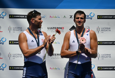 MAČKOVIĆ I PIMENOV PO OSVAJANjU SREBRNE MEDALjE: "Iz trke u trku bili smo sve bolji, srebro je veliki podstrek za nastavak sezone"