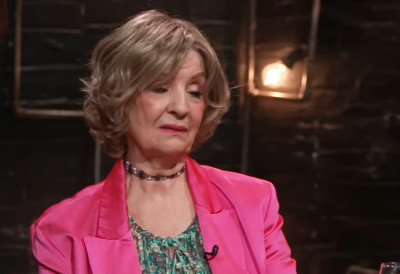 „IMAM BOLOVE, ALI SU PODNOŠLjIVI“ Lepa Lukić otkriva kroz šta prolazi nakon nezgode: „Morala sam da koristim hodalicu“