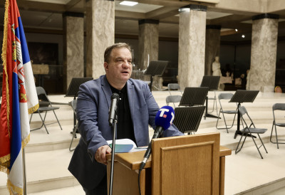 ЗАВРШНИ ИСПИТ, ЕКСПО И РЕФОРМЕ: Шта чека 64.000 ђака и зашто се дигла прашина око образовања? СВИ ЋЕ БИТИ УПИСАНИ, АЛИ…