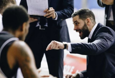 ALIMPIJEVIĆEV BEŠIKTAŠ OSTAO BEZ TROFEJA: Fenerbahče odbranio titulu prvaka Turske