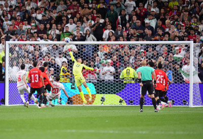 (FOTO, VIDEO) VAR UGASIO NADU IRANA U 93. MINUTU: Ništa od čuda u Sijetlu