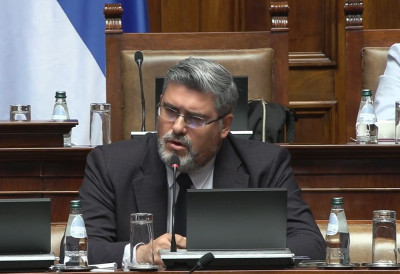 (VIDEO) MINISTAR STAROVIĆ POSTAVIO ALEKSIĆA NA SVOJE MESTO Opozioni poslanih srpske lekare uporedio sa UČK zločincima: Verujem da naši lekari zaslužuju izvinjenje, ali bojim se da ga nećemo čuti