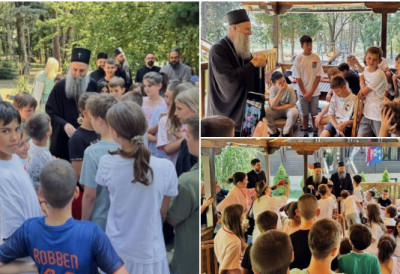 Дечји молитвеници и иконице на дар малишанима! ПАТРИЈАРХ СРПСКИ ПОРФИРИЈЕ ПОСЕТИО ЛЕТЊУ ДУХОВНУ ШКОЛУ НА АВАЛИ Радосно дружење најмлађи отворили песмом „Деца неба“