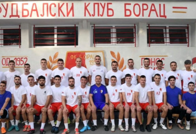 ФК БОРАЦ ПОЧЕО ПРИПРЕМЕ СА ЈАСНИМ АМБИЦИЈАМА И ЖЕЉОМ ЗА ПОВРАТКОМ У ВИШИ РАНГ Клисани кренули ка Војвођанској лиги