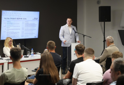 ТЕСЛИНО НАСЛЕЂЕ ОКУПИЛО МЛАДЕ У НОВОМ САДУ Отворен 14. „Тесла глобал форум 2026“
