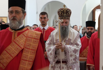 „Нема већег чуда од тога да човек може бити једно с Богом“ ПАТРИЈАРХ СРПСКИ ПОРФИРИЈЕ НА ИВАЊДАН: Свети Јован Крститељ нам је показао да је СМИРЕЊЕ НАШ ЈЕДИНИ ИСПРАВАН И НОРМАЛАН ПУТ