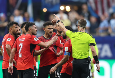 (ВИДЕО) ЕГИПАТ ГРМИ ПОСЛЕ ЕЛИМИНАЦИЈЕ: "ПОКРАЛИ СУ НАС!" Цео свет прича о суђењу против Аргентине