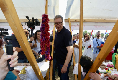 ПРЕДСЕДНИК СРБИЈЕ АЛЕКСАНДАР ВУЧИЋ У ВЛАДИМИРОВЦИМА: Победничка кампања биће другачија, а посебно њен последњи део