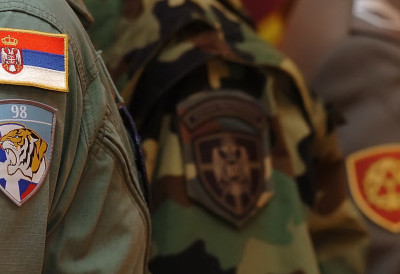 ВРАТА ВОЈНЕ КАРИЈЕРЕ ОТВОРЕНА ЗА СРЕДЊОШКОЛЦЕ Војска Србије додељује стипендије, ево ко може да се пријави
