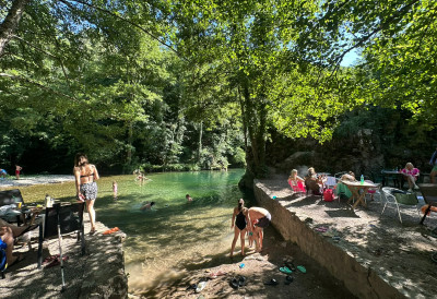 (ФОТО) ОВО ЈЕ СРПСКО МОРЕ! Кристално чиста река, Жута стена и Зелена плажа привлаче купаче, а прирора одузима дах