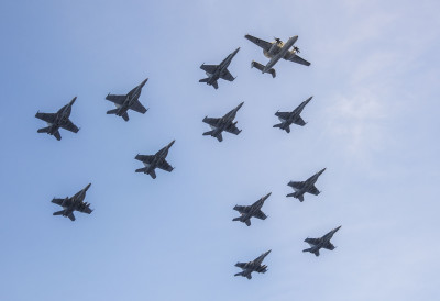 РУСКИ АВИОН ПРИШАО ОПАСНО БЛИЗУ БРИТАНСКОМ НОСАЧУ Ф-35 га пратили током читавог лета