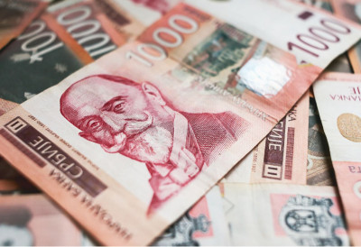 Акционарски фонд исплаћује 6.000 динара крајем септембра свим пунолетним грађанима — проверите акције у Пошти са личном картом