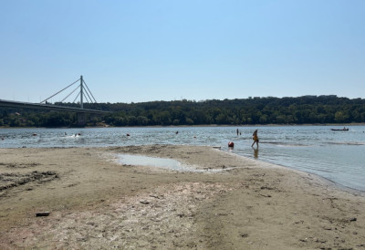 ВОДА ЋЕ БИТИ НОВО ЗЛАТО, А ВЕЋ ЈЕ РАСИПАМО Да није великих река били бисмо на ивици воденог стреса