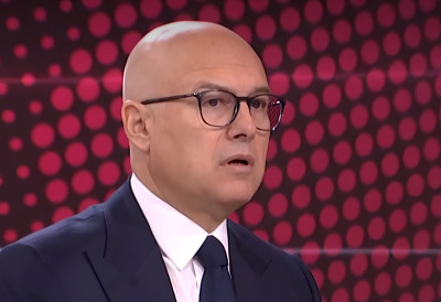 "НЕ СМЕ СЕ ЗАБОРАВИТИ ДА СУ ХТЕЛИ ДА УБИЈУ И СПАЛЕ ДРУГЕ ЉУДЕ" Милош Вучевић о прошлогодишњим августовским нападима блокадера, погледајте снимке (ВИДЕО)