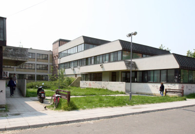 ВАЖНА ИНФОРМАЦИЈА ЗА НОВОСАЂАНЕ Затвара се амбуланта на Новом насељу, службе се селе на друге локације