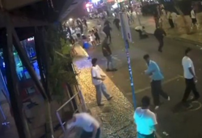 (ВИДЕО) Пијан улетео у пешачку зону и покосио 12 људи! ХОРОР У ПОРТУГАЛИЈИ Међу повређенима највише младих, али и двојица полицајаца ВОЗАЧ ПОКУШАО ДА ПОБЕГНЕ