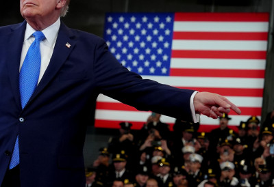 "ДОСТА ЈЕ БИЛО!" Трамп тражи да се сатови ВИШЕ НЕ ПОМЕРАЈУ