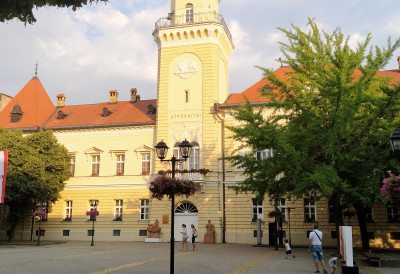 НЕЗГОДА У КИКИНДСКОЈ ФАБРИЦИ  Повређена двојица радника, завршили у болници