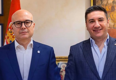 "ЗАКОН КОРИСТЕ КАО БАТИНУ" Лидер СНС Вучевић најоштрије осудио хапшење Владислава Дајковића у Црној Гори: Нећемо немо посматрати било какав вид репресије