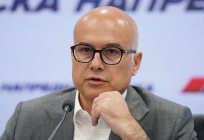 "ЗА РАЗЛИКУ ОД ВАС, ВУЧИЋ ОДГОВАРА САМО НАРОДУ СРБИЈЕ" Лидер СНС Вучевић жестоко узвратио Милојку Спајићу, раскринкао двоструке стандарде Подгорице