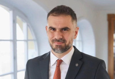 ГРАДОНАЧЕЛНИК ЖАРКО МИЋИН ПИШЕ ЗА СРПСКИ ТЕЛЕГРАФ Нећемо дозволити да се све што је годинама грађено уруши због политике подела, сукоба и мржње