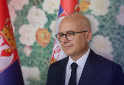 "СПРЕМА СЕ ЗА ПОЛИТИЧКУ ПЕНЗИЈУ" Лидер СНС Вучевић о Ђиласу: Треба очекивати да изјави како је победио Наполеона!