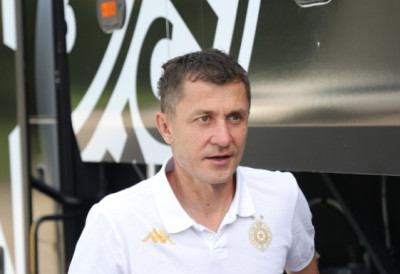 БУРА У ФУДБАЛСКОМ КЛУБУ ПАРТИЗАН Саша Илић размишља о оставци