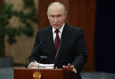 (ВИДЕО) ПУТИН УПОЗОРАВА БРИТАНИЈУ? Руски председник о могућим метама на Острву ОДГОВОРИО ЗАГОНЕТНО