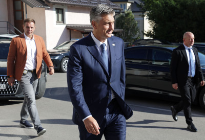 ПЛЕНКОВИЋ ПОНОВО УДАРИО НА СРБИЈУ „Није направила ни корак према томе где жели да буде“