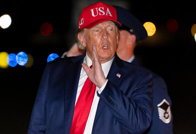 ОДЛУКА НИКАД БЛИЖЕ Трамп: Ускоро ћу одлучити да ли да уништим режим у Ирану или не “СВАШТА ЈЕ МОГУЋЕ КАДА САМ ЈА У ПИТАЊУ"