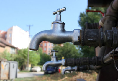 Ветерничка и Јефимијина улица без воде због хаварије