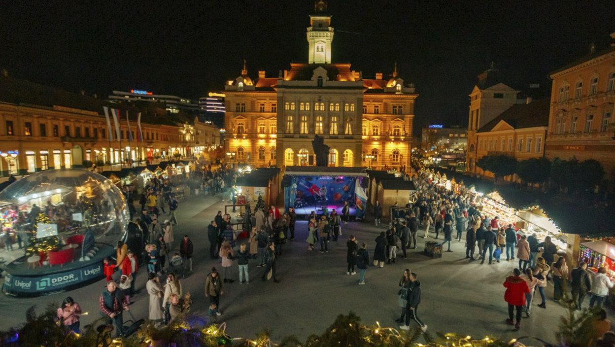 ДЕЧИЈИ ОСМЕСИ И ДОБРА ЕНЕРГИЈА НА НОВОСАДСКОМ "ЗИМЗОЛЕНДУ": Добродошли, поручује ГРАДОНАЧЕЛНИК МИЋИН