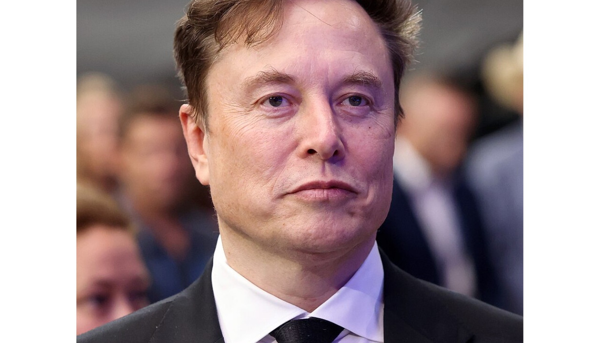 НАЉУТИО СЕ ЕЛОН МАСК: Позвао на укидање Европске уније! Разлог КАЖЊЕНА ЊЕГОВА МРЕЖА X