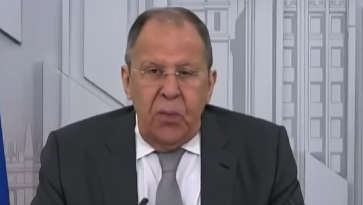 ЛАВРОВ УПОЗОРИО ЕВРОПУ ДА СЕ НЕ ИГРА „Русија ће реаговати на распоређивање страних контигената у Украјини, већ смо спремни на то“