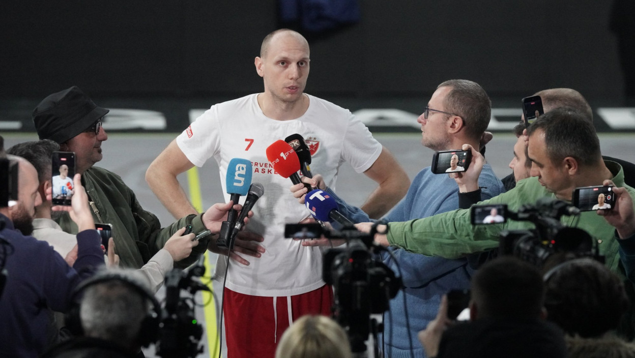 ИМАЋЕМО 1.000 НАВИЈАЧА, ШТО НИЈЕ МАЛО: Давидовац предност даје Партизану